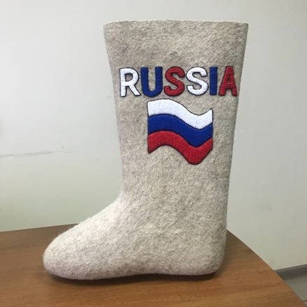 Валенки с ручной вышивкой, модель 0016
